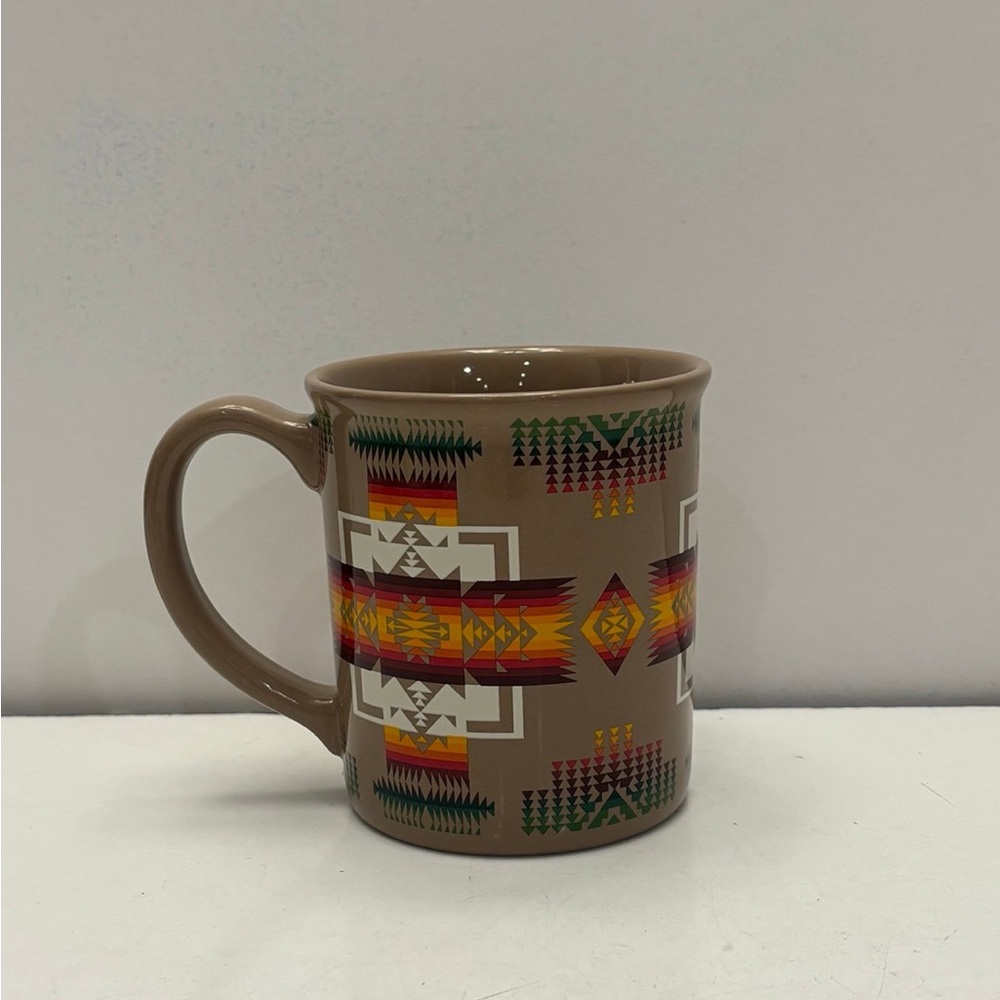 Pendleton Woolen Mills Chief Joseph Tan/Beige Southwest Aztec Ceramic Cup Mug